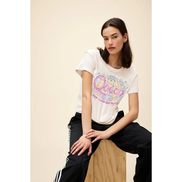 Daydreamer Queen Keep Yourself Alive Reverse GF Tee NWOT Size  XL Classic Rock - Picture 1 of 7